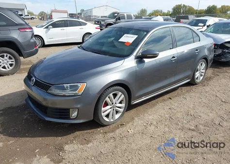 2013 Volkswagen Jetta Gli from USA, damaged, VIN 3VW4S7AJ5DM285385